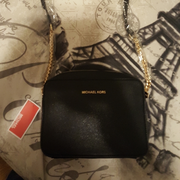 Michael Kors Leather Crossbag w Chain Strap - Picture 1 of 4